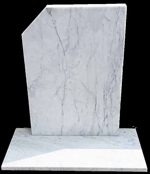 Compacte gedenksteen in wit Carrara-marmer uit de Rust-catalogus