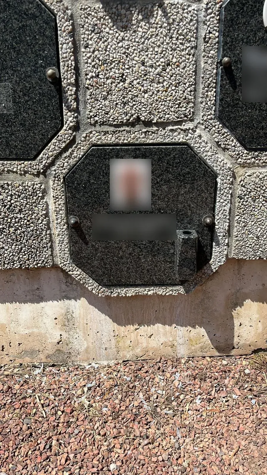 Columbariumplaat, gedenkmonument door GranietFix