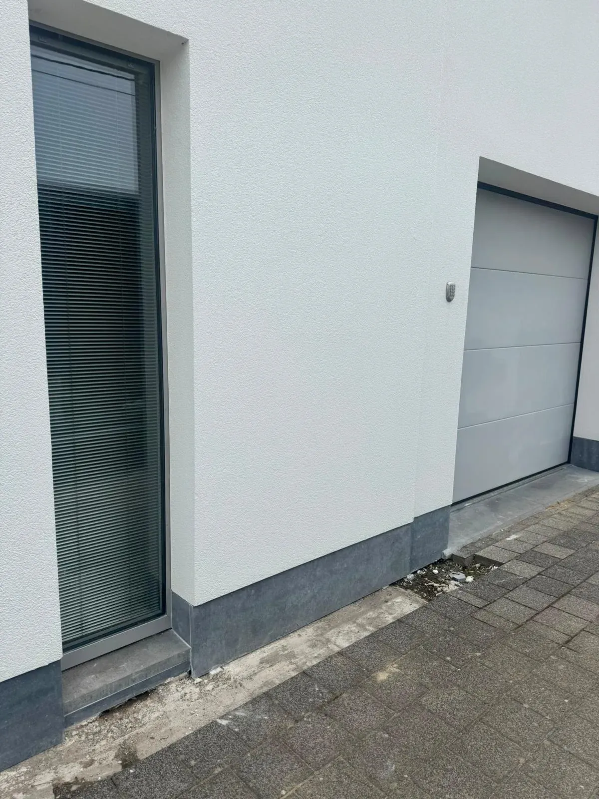 Gevelplint arduin, natuursteen maatwerk door GranietFix