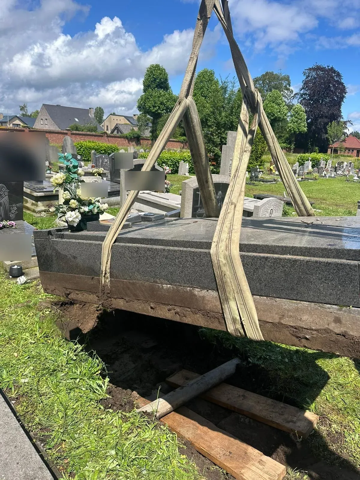 Herstel takel, gedenkmonument door GranietFix